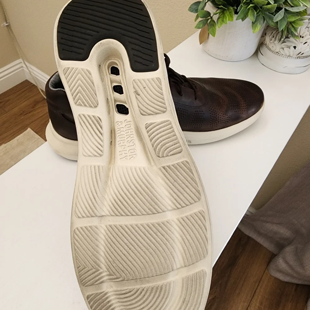 Johnston & Murphy Leather Shoes, Size 13 EUC - Picture 8 of 13